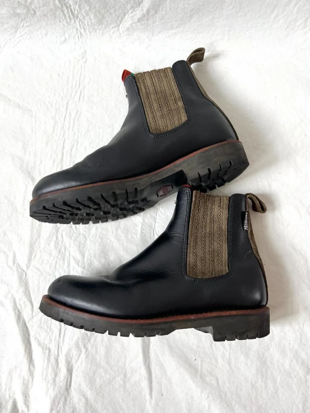 Penelope Chilvers Chelsea Boots black leather 37 6 womens Oscar Wool-Lined